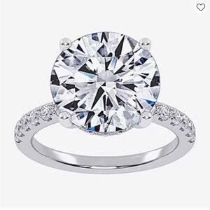 51/2 CT. T.W Lab Grown Diamond Ring